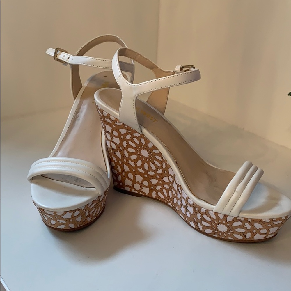 Nine West White Wedges Size 7.5